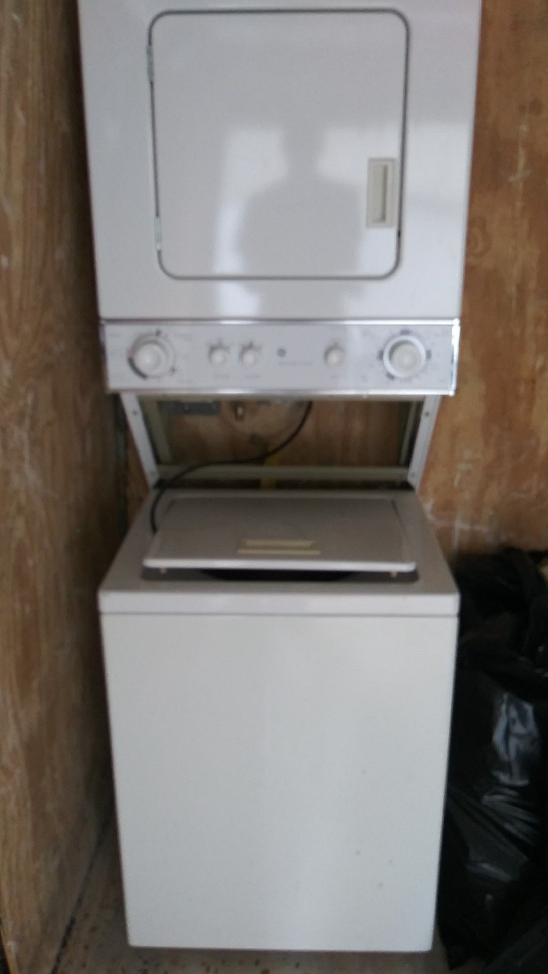 Spacemaker laundry and washing dryer