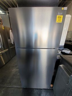 Refrigerator Avanti 