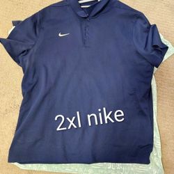 2XL Travis Mathew Polos, Nike