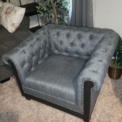 Chesterfield Tufted Club Chair
