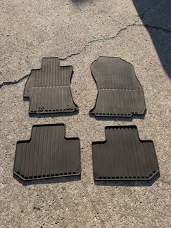 2014 - 2018 Subaru Floor Mats - All Weather Rubber Slush Style