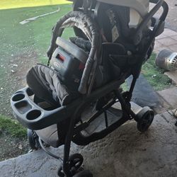 Graco Double Stroller,car Seat With Base And Bath Tub