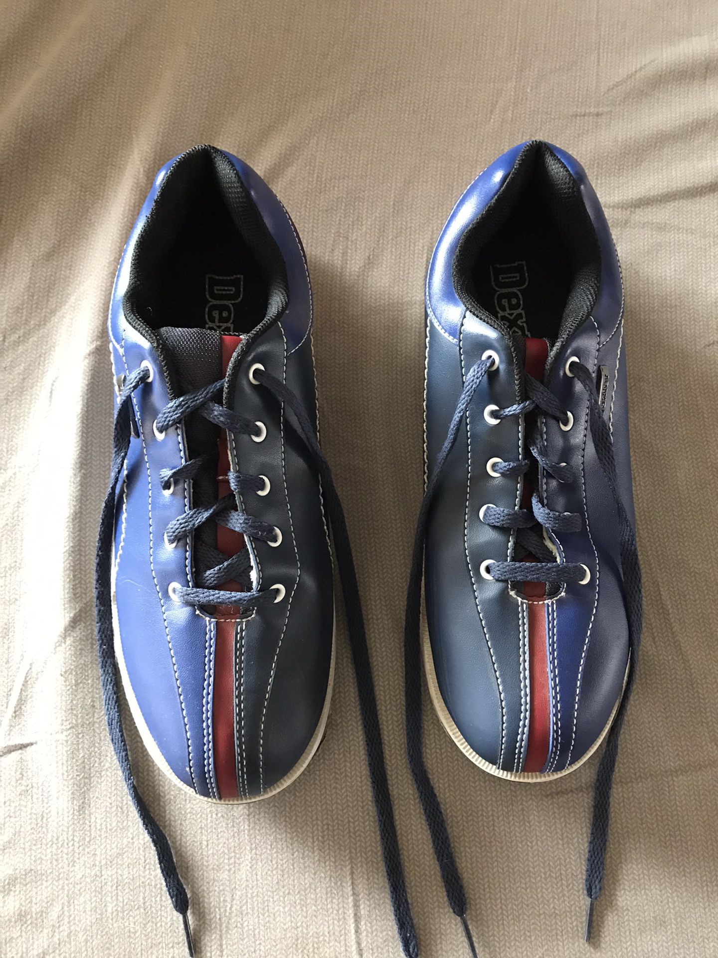 Men’s bowling shoes 10 1/2
