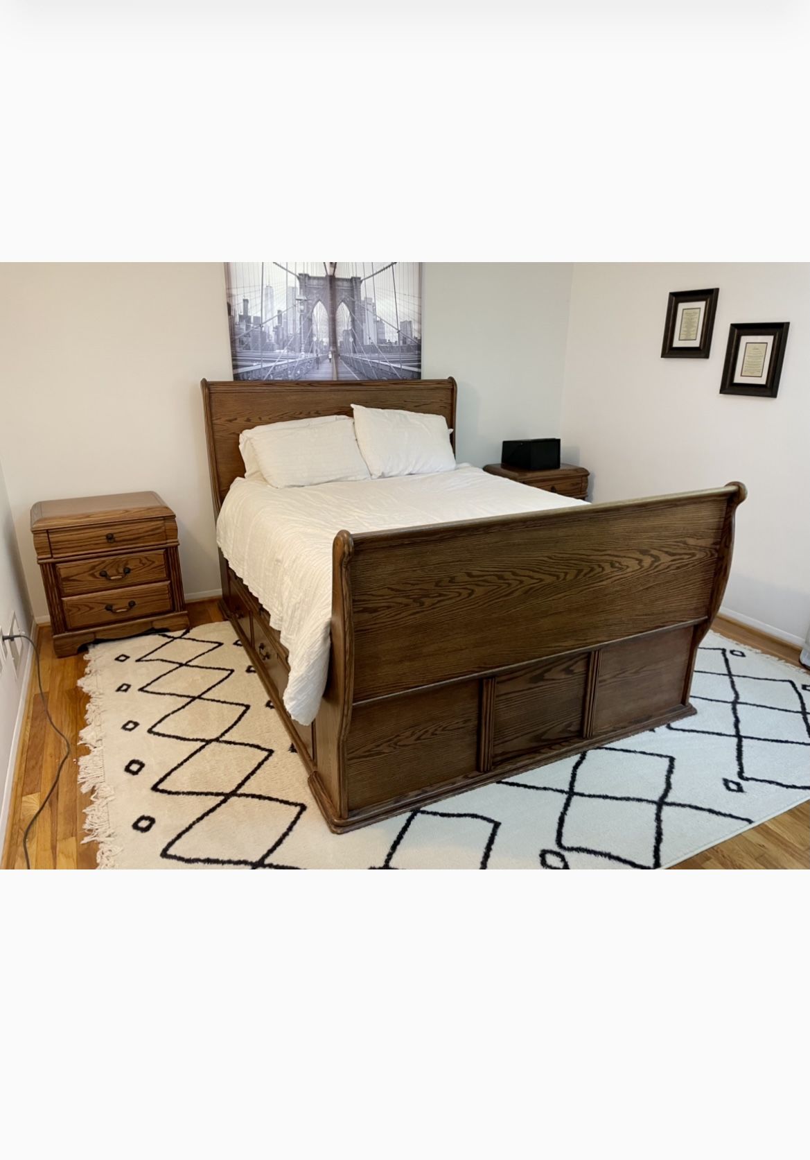 Queen Oak Platform Sleigh Bed Dresser Night Stand Bedroom Suite by Blackhawk Furniture