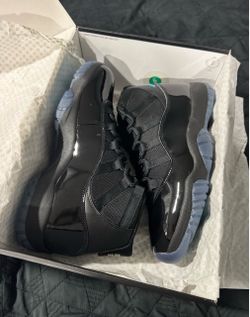 Air Jordan 11 Black Gammas 10.5
