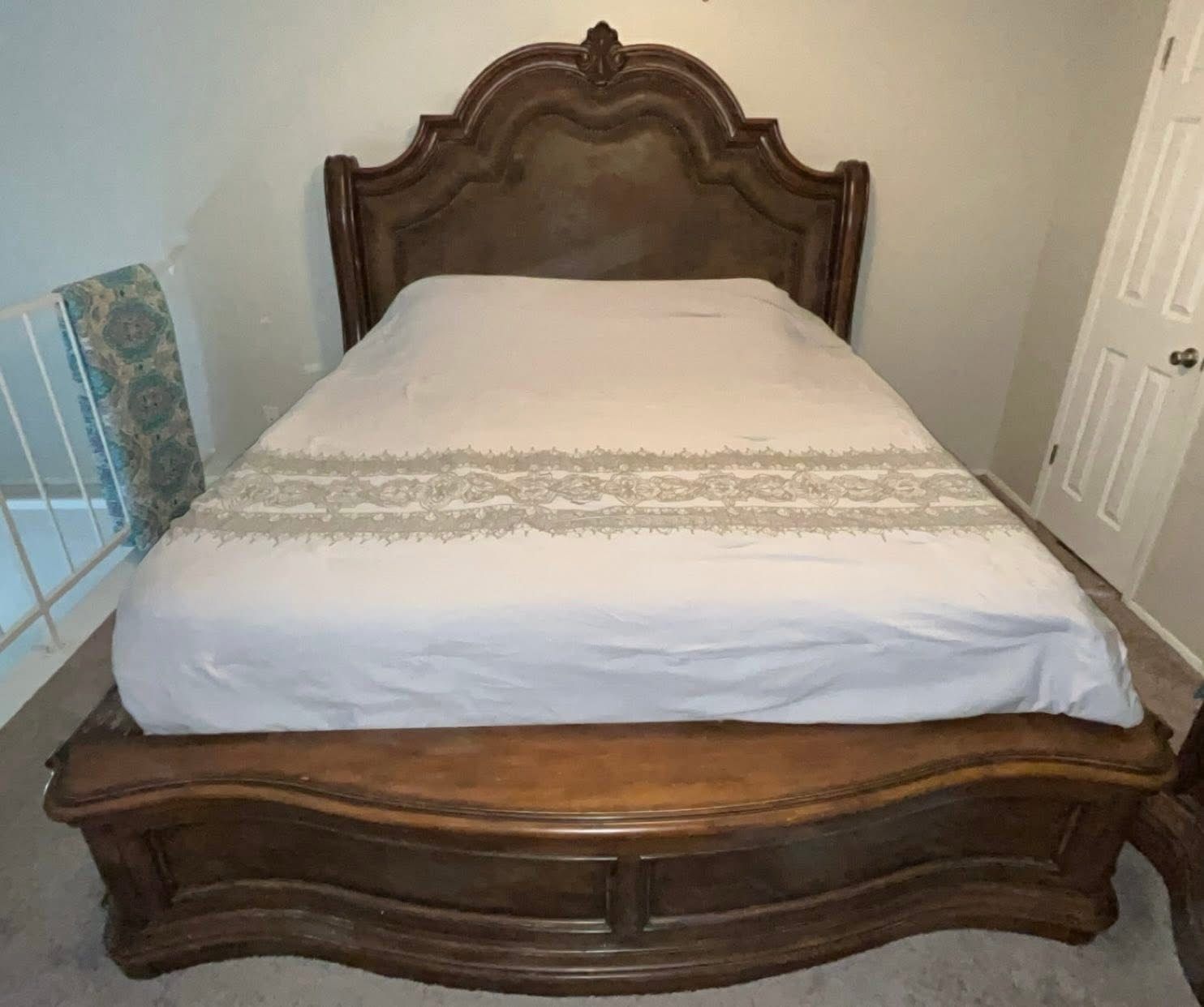 King Bedroom Set
