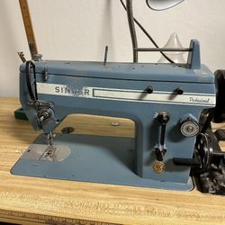 Singer Industrial Sewing Machine