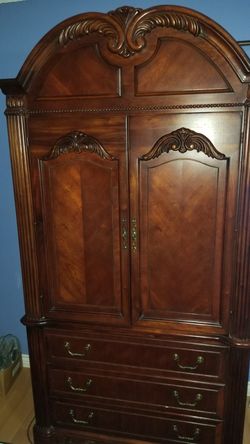 Cherry wood Armoire