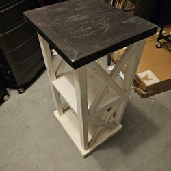 Farm House End Table