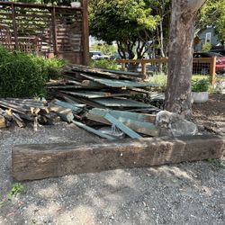 Free Salvage Wood Fence