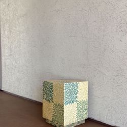 One Pedestal Display Plant Stand Side Table Stool
