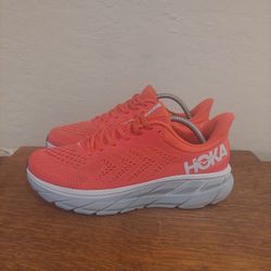 Hoka One One Clifton 7 Hot Coral Athletic Running Shoes 
Women's Size 11