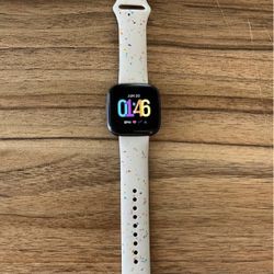Fitbit Versa 2 with Accessories