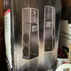 Speakers 
