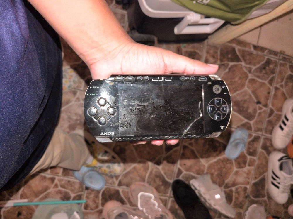 PSP Broken Does Not Turn On