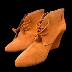 Schutz suede Orange  Boots Sz EU 41 US 10 made in Brazil MSRP $375 