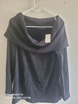 Women's Sweater Size Medium