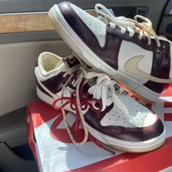 Valentines Day Nike Dunks