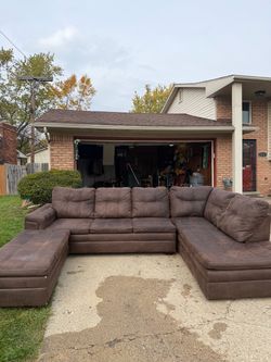 Large Brown Sectional Sofa with Chaise
