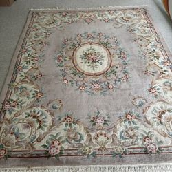 Hand Knotted And Carved Oriental Wool Rug