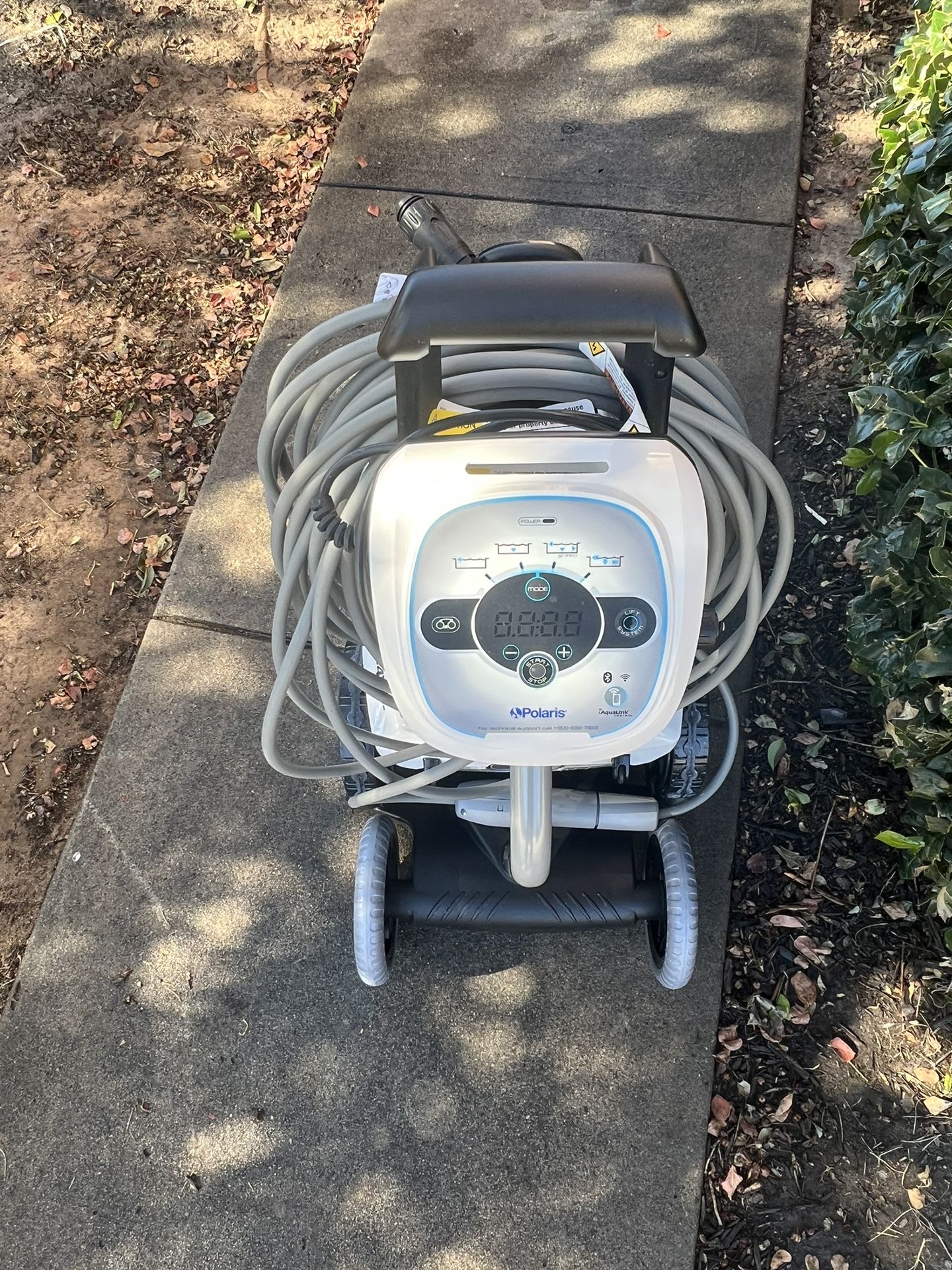 Polaris P965iq Robotic Pool Cleaner for Sale in Buford, GA OfferUp