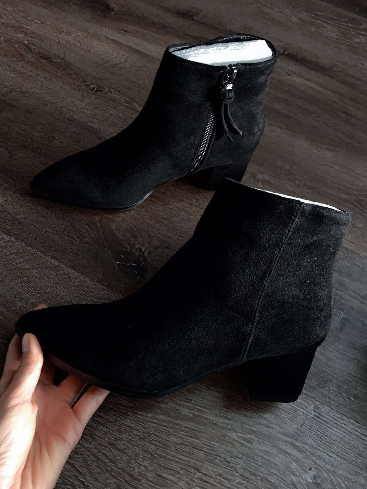 New women heel boots size 7