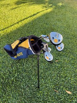 Left Hand Top Flight Junior Golf Clubs