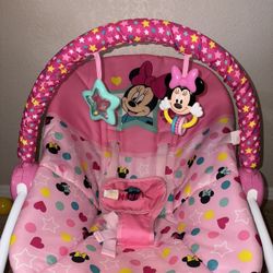 Minnie Mouse Vibrating Rocker 