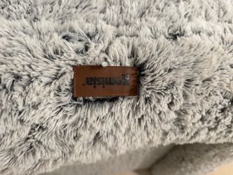 Zomisia Fluffy Shag dog Lounge/Bed