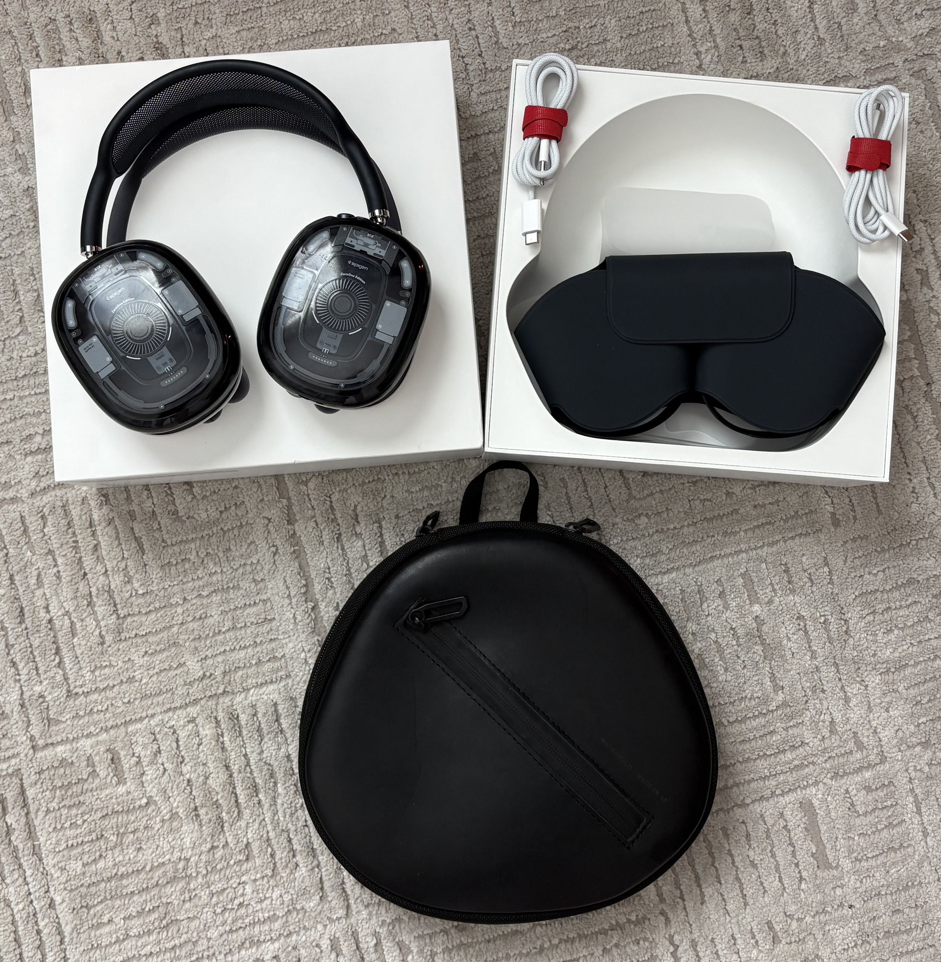 Apple AirPods Max USB-C Midnight w/ Waterfield Leather & AppleCare +