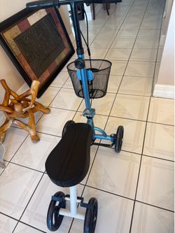 Knee scooter