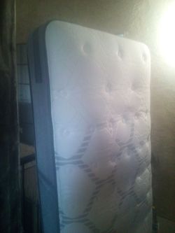 Twin mattress and Boxspring