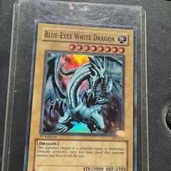 Blue-Eyes White Dragon – 1st Edition Holo (SKE-001) | Vintage Yu-Gi-Oh