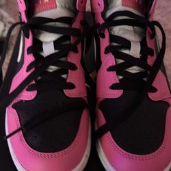 Air Jordan 1 Pink And Black 