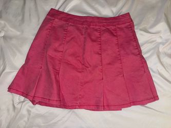 Pink skirt. Falda rosa