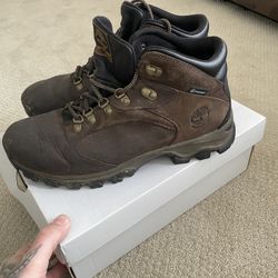 Men’s 10 Timberland Hiking Boots 