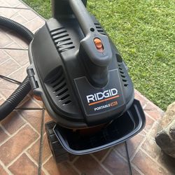 Ridgid vacuum