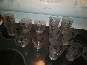 10) vtg. Libby glass gold leaves cups! -