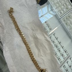 10k Cubana Pulsera Solid 10.3mm