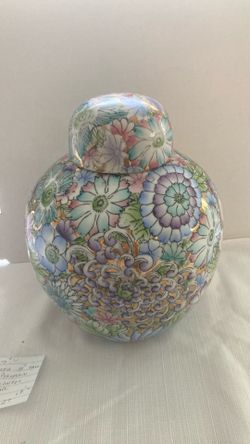 Chinese Porcelain Jar