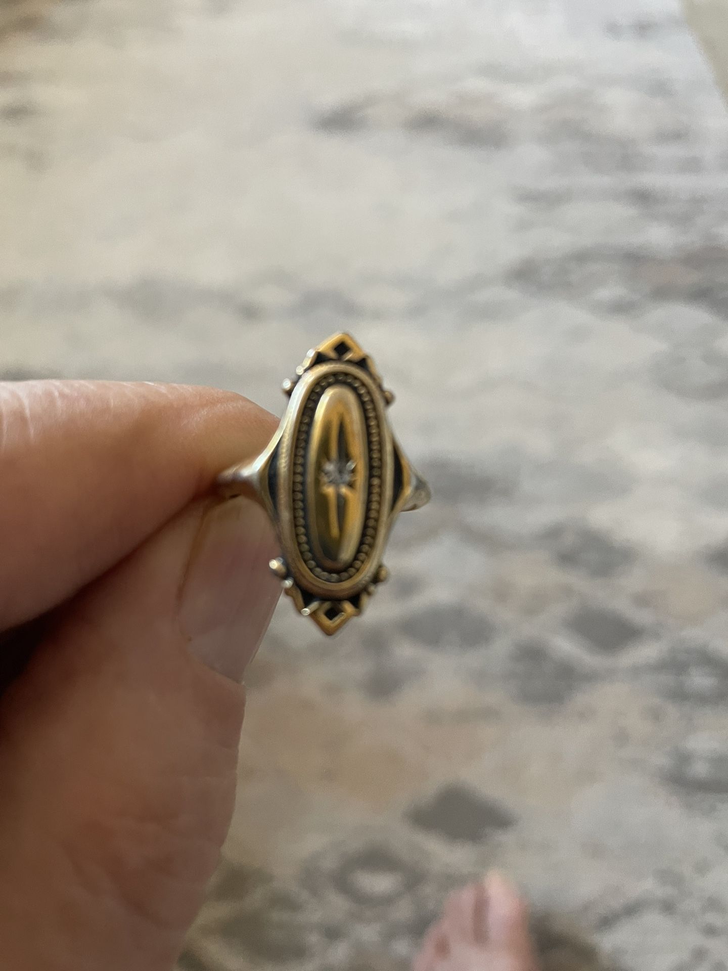 Avon Gold Ring