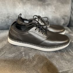 Skechers classic fit air-cooled memory foam black leather size 8 Mens