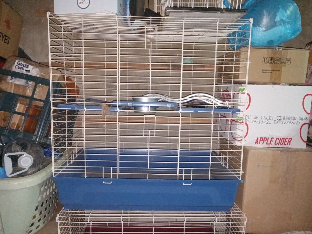 2 Story Tall Cage