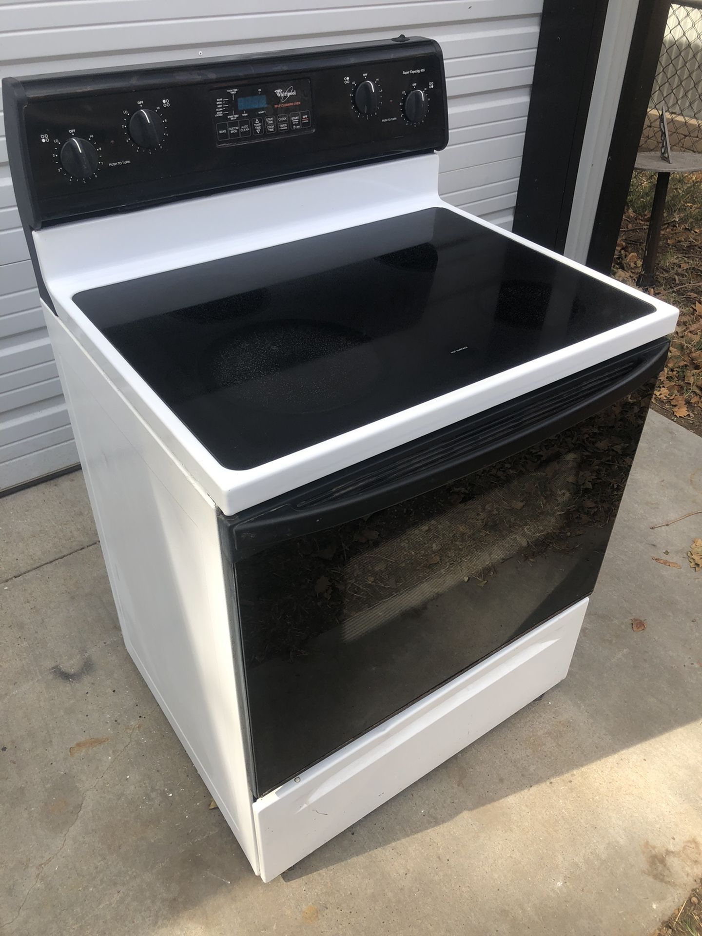Excellent {{Whirlpool, Glass Top, Range/Stove/Oven, WSelf Clean