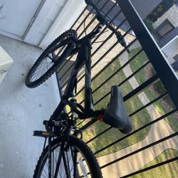 Hyper Havoc Mountain Bike , Bicycle 