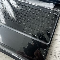 iPad Pro 11 Gen 1-4, iPad Air 5th,4th Gen, M4 2026, M3 2025, M2 2024, Detachable Keyboard 