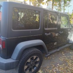  Jeep Wrangler. Muy Buenas Condiciones 