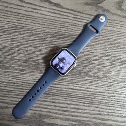 Apple Watch SE (2024)