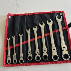 8 Piece Ratchet Flex Head Combination  Wrench set with storage bag