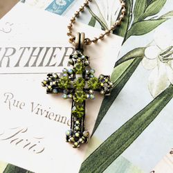 Green Cross Pendant Necklace New